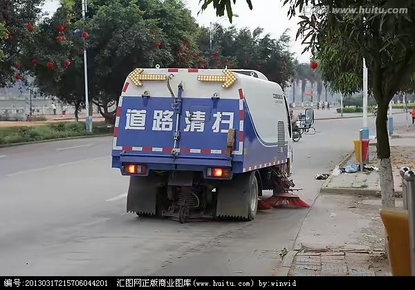 道路清扫车操作规范及作业注意事项