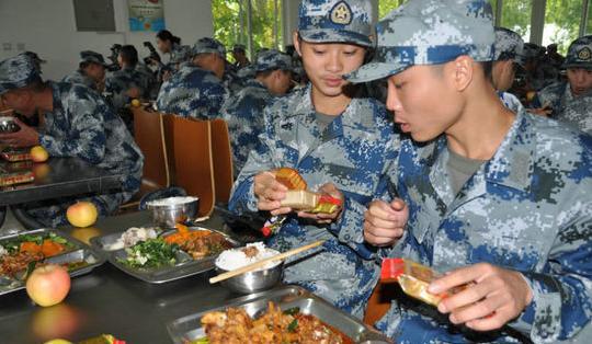 俄军评价我军伙食